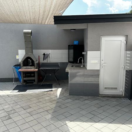 Apartmani Jedro Šilo Exteriör bild