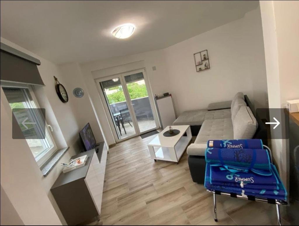 Apartmani Jedro Šilo Exteriör bild