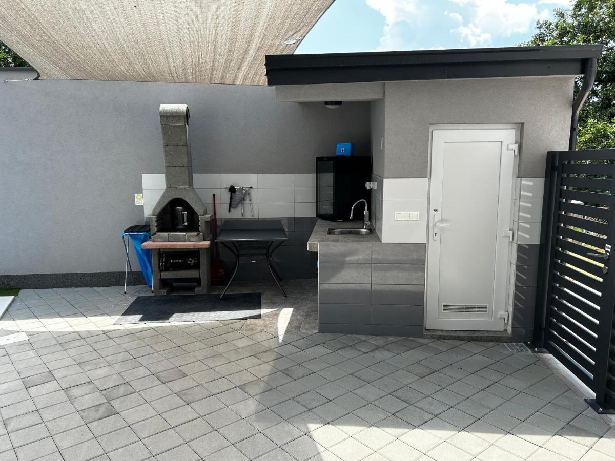 Apartmani Jedro Šilo Exteriör bild