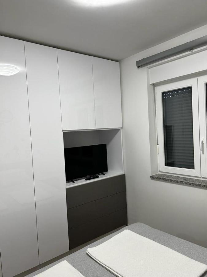 Apartmani Jedro Šilo Exteriör bild
