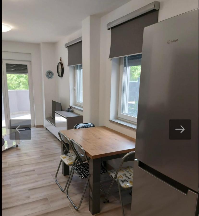 Apartmani Jedro Šilo Exteriör bild