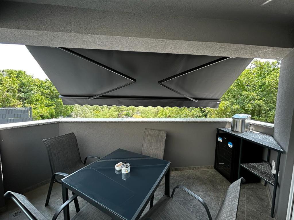 Apartmani Jedro Šilo Exteriör bild